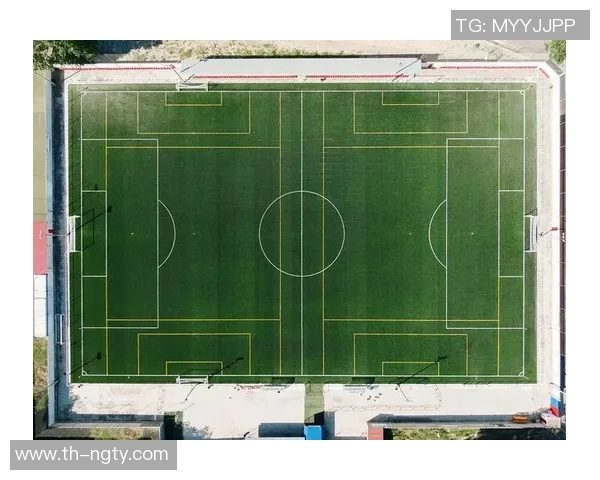 探索标准11人足球场的设计理念与建设标准助力足球运动发展 探索标准11人足球场的设计理念与建设标准助力足球运动发展